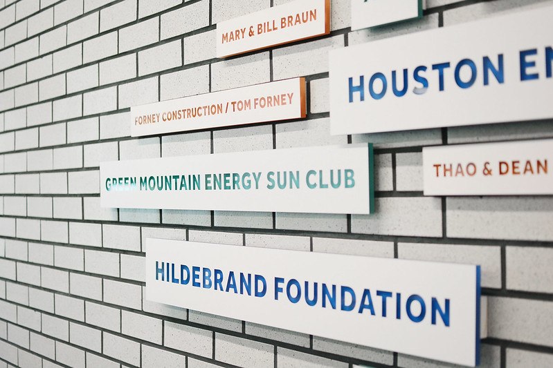 Donor wall